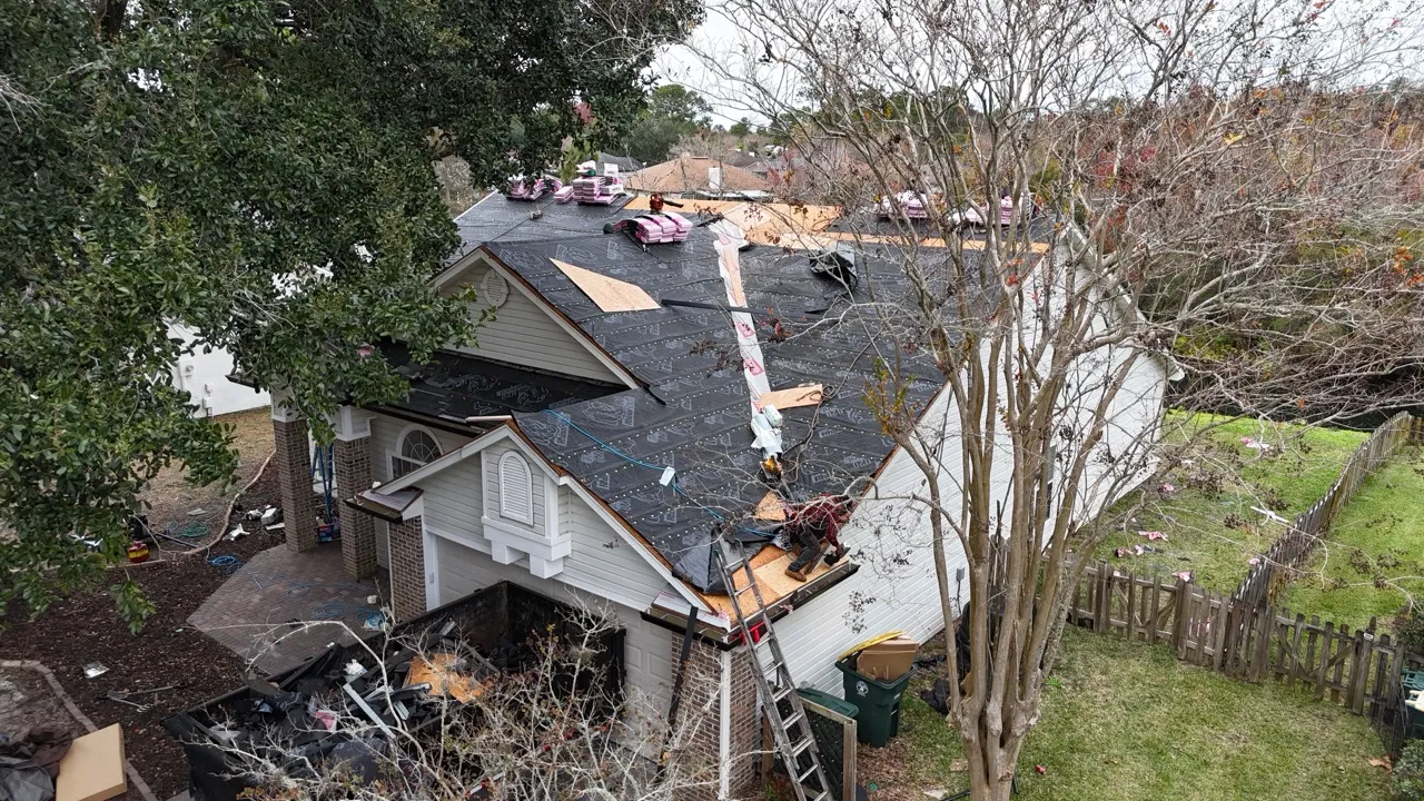 Licensed roofing contractor in Jacksonville FL