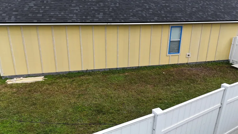 Professional siding installation on Jacksonville Beach home